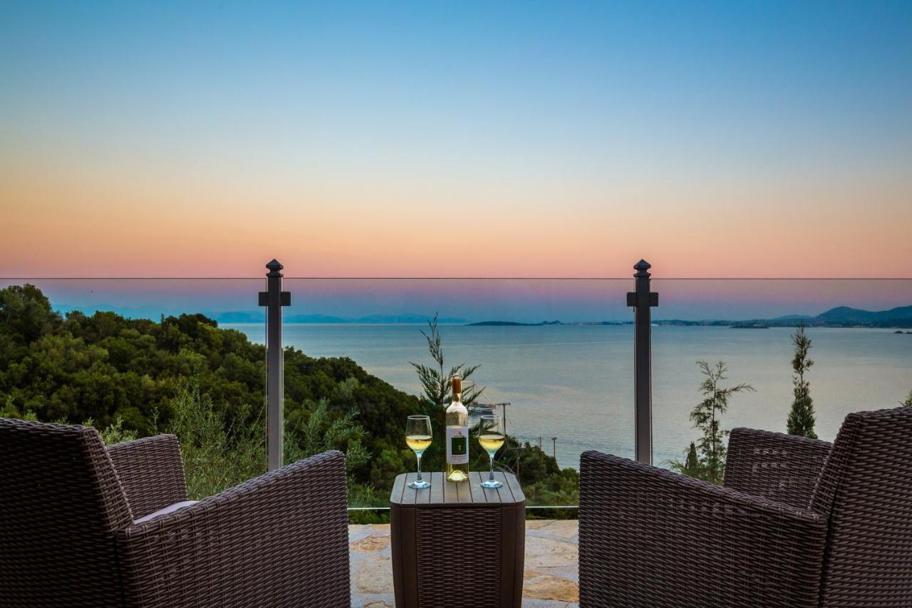 Adriana Sea View Villa Ipsos Exterior photo